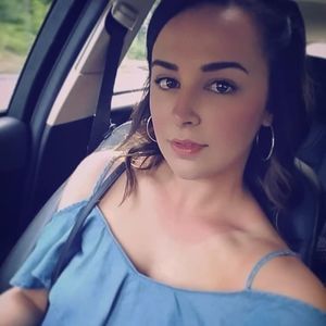 Meet your Posher, Cayla